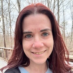 Meet your Posher, Caitlin